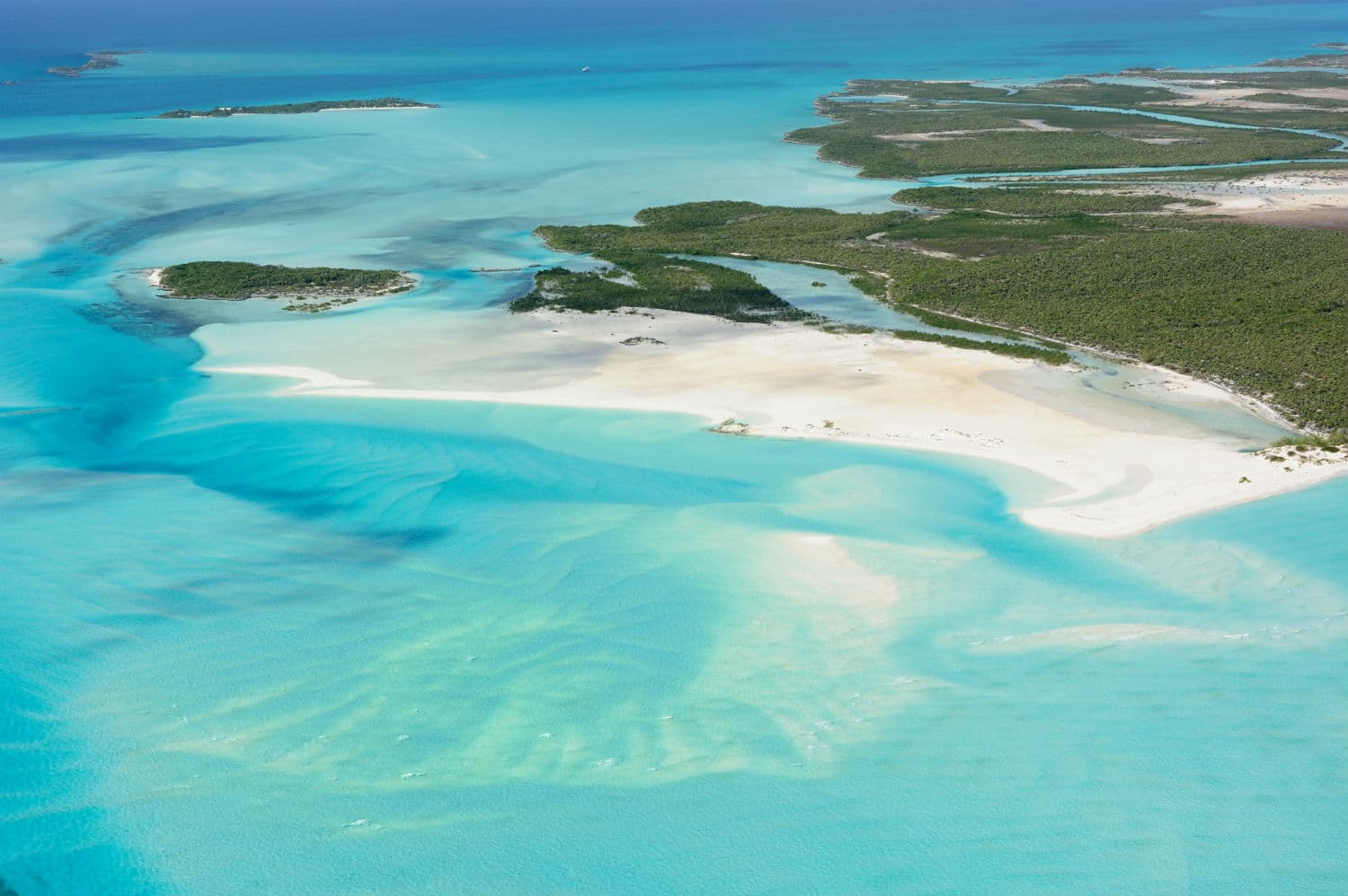 Lire la suite à propos de l’article Les Bahamas, ce rêve bleu…