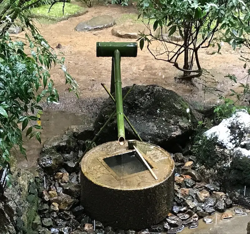 Voyager à travers le Japon.