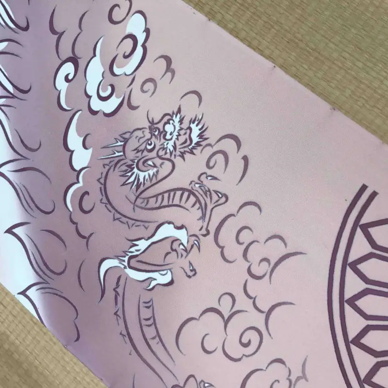 Dessin sur kimono.
