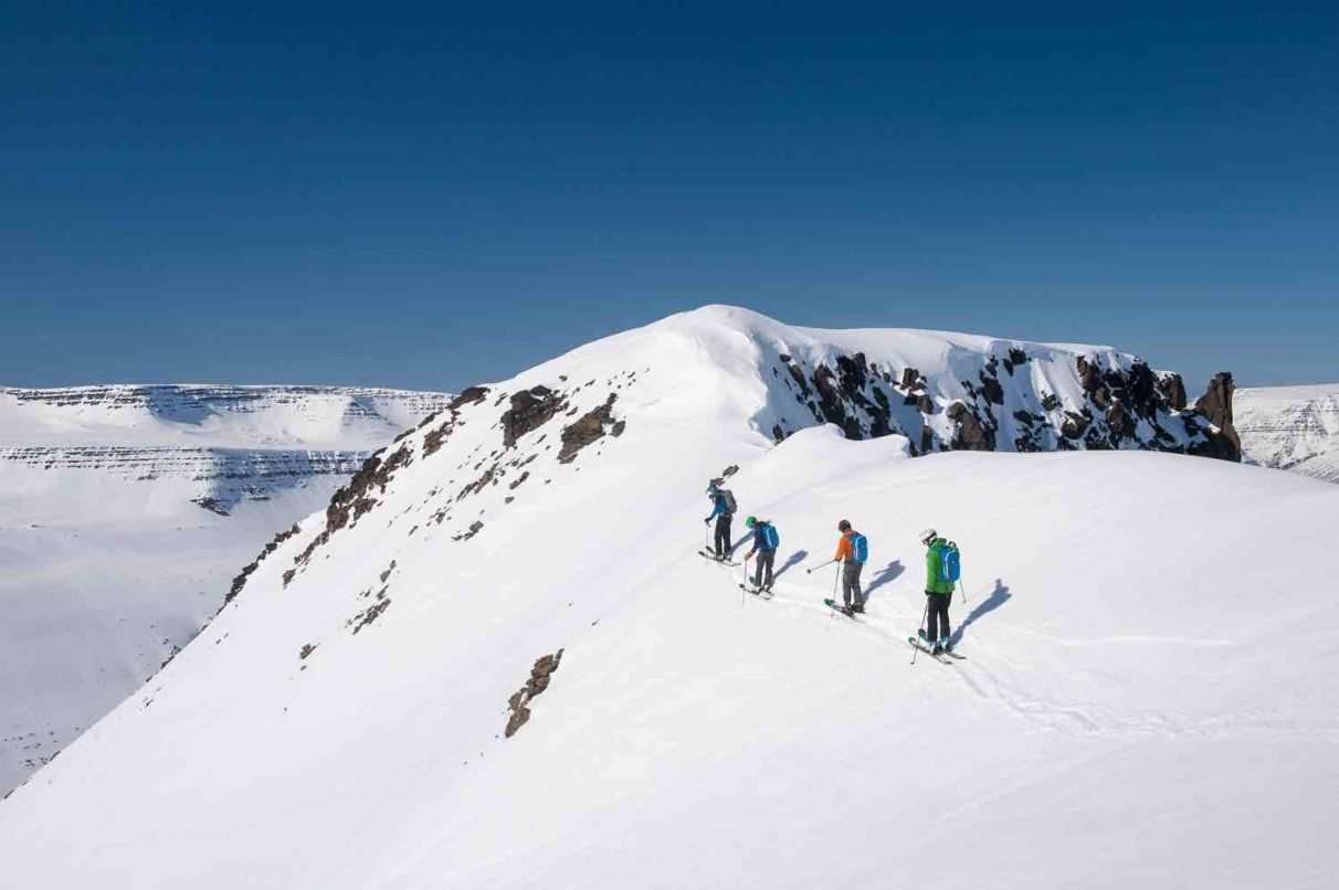 Un refuge secret en Islande Le Deplar Farm Une Ferme de Luxe — free download
