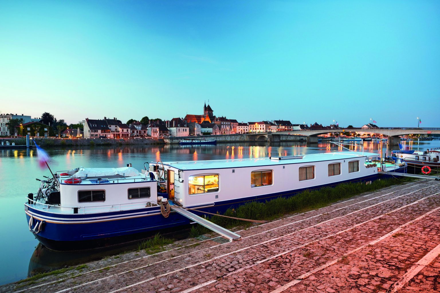 Croisière fluviale en Bourgogne avec Belmond Afloat in France
